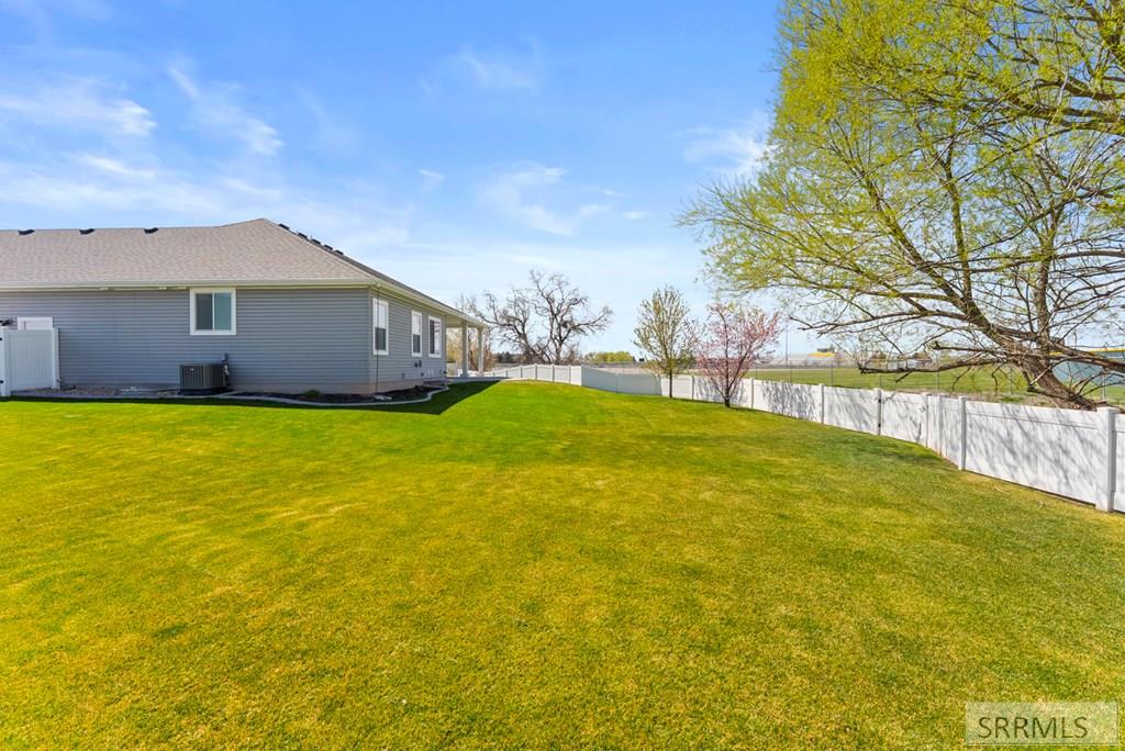 3221 E Ringneck Drive Property Photo 49
