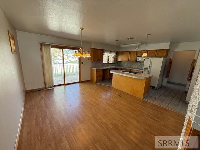 379 Fairway Drive Property Photo 7