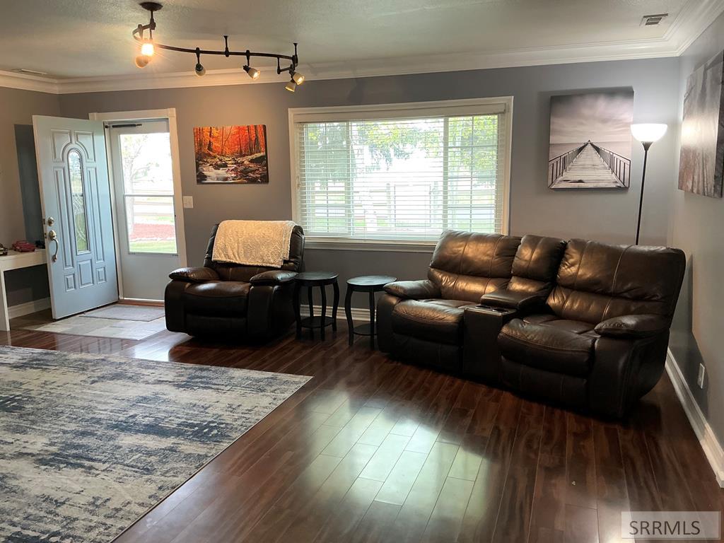 13014 N 105 E Property Photo 2