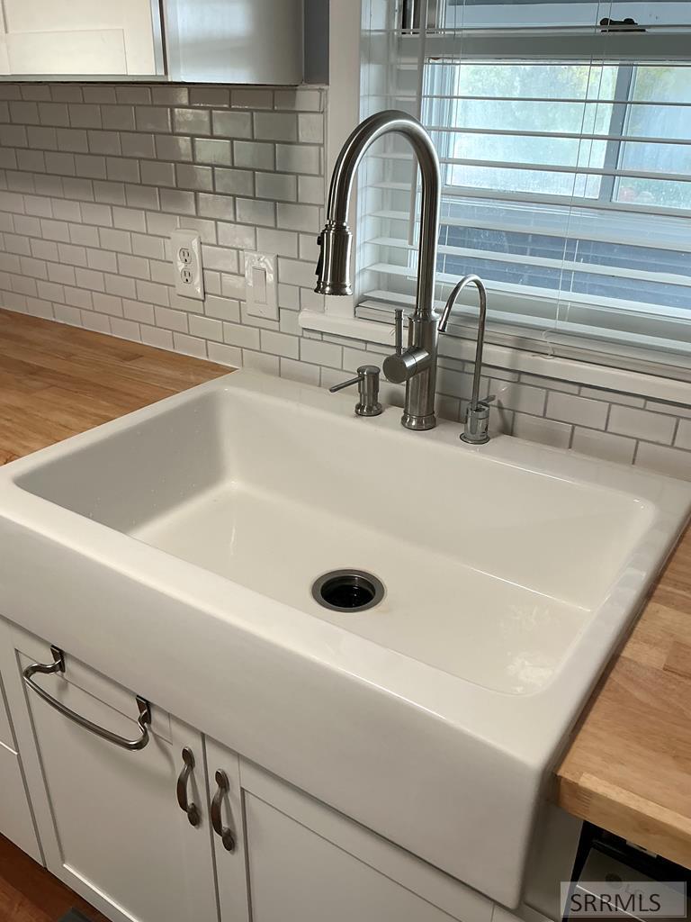 13014 N 105 E Property Photo 9