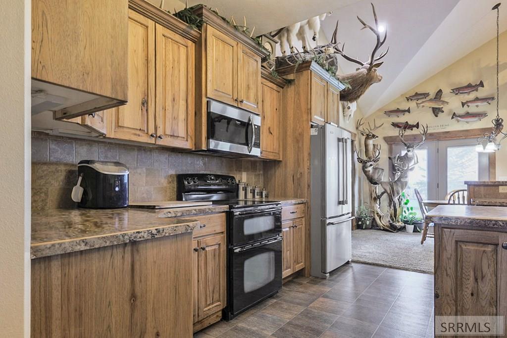 2889 S 5500 W Property Photo 19