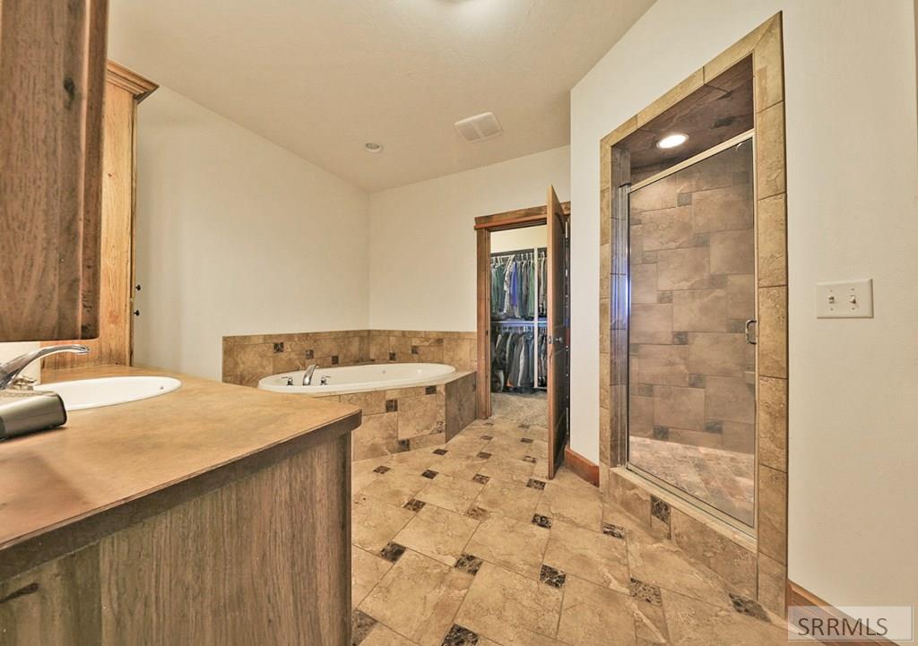 2889 S 5500 W Property Photo 27