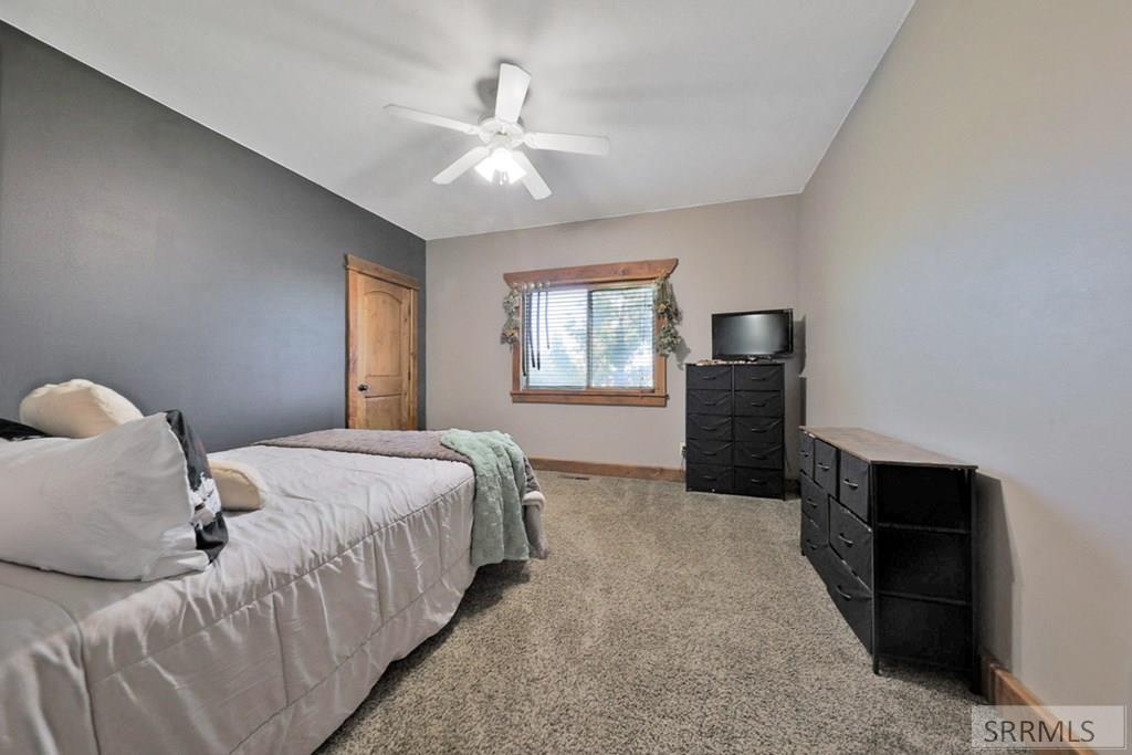 2889 S 5500 W Property Photo 31
