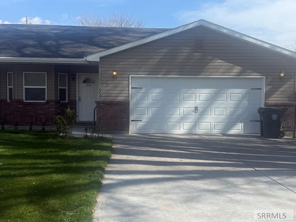 552 Stout Property Photo 3