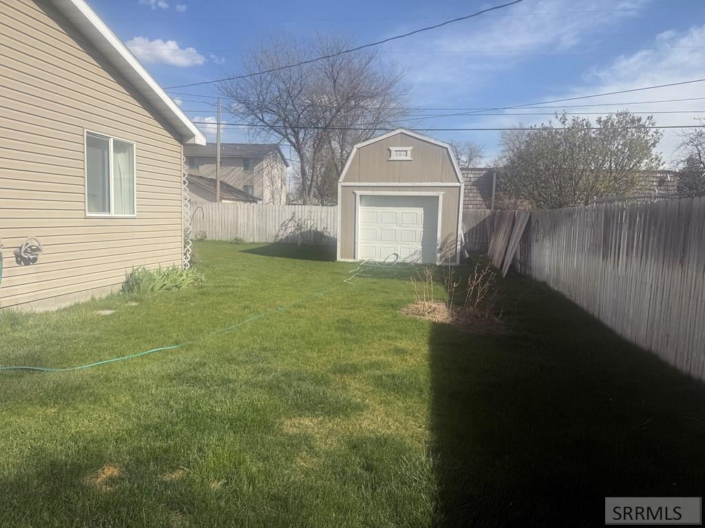 552 Stout Property Photo 22