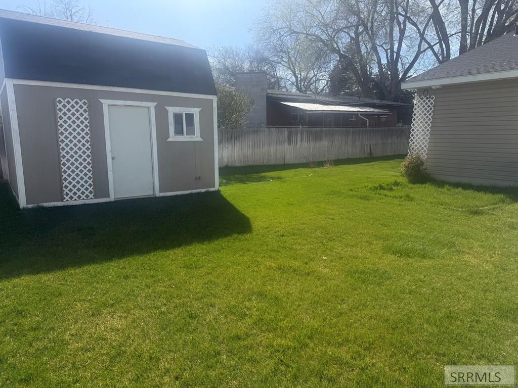 552 Stout Property Photo 26