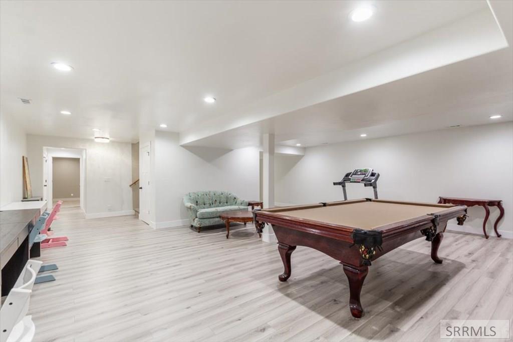 1987 47th Street Property Photo 27