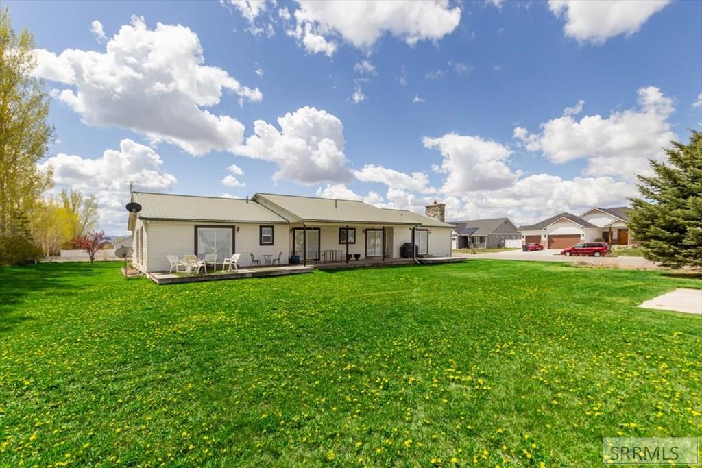 1987 47th Street Property Photo 41