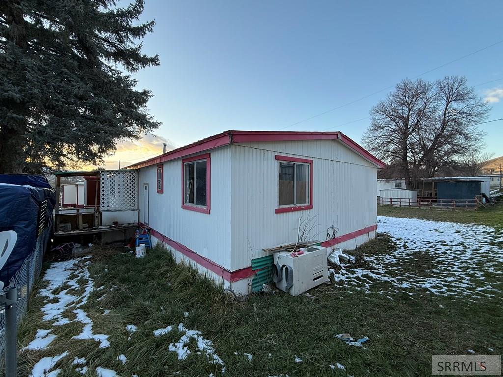 4530 S 5th Avenue # D8 Property Photo 6