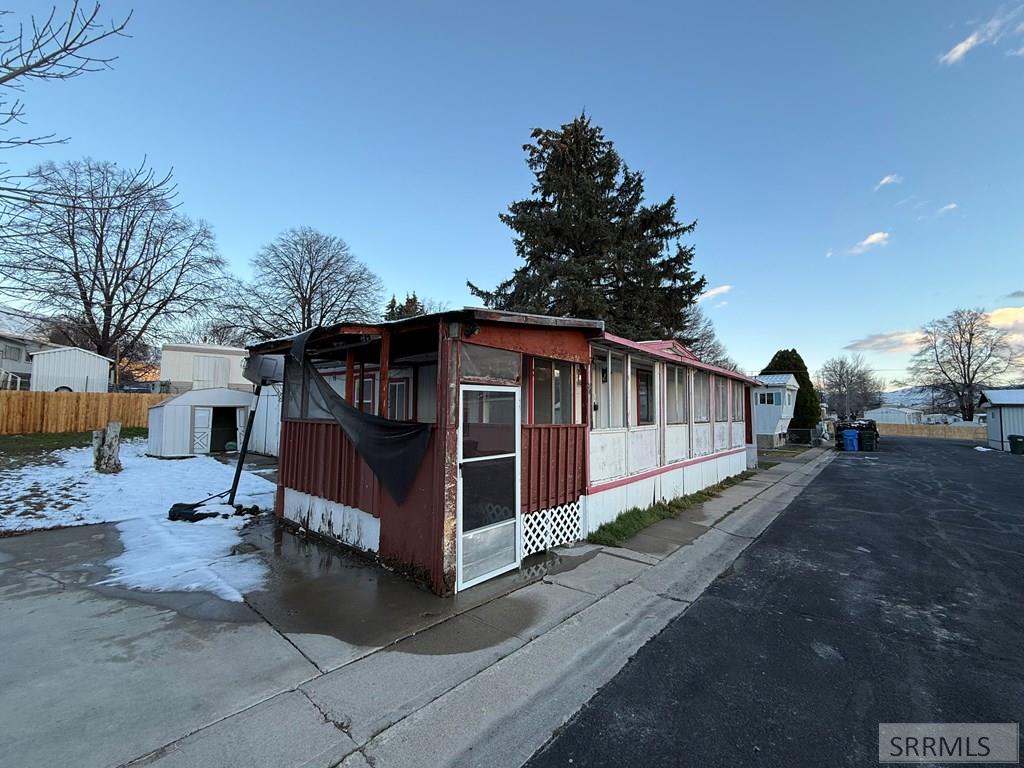 4530 S 5th Avenue # D8 Property Photo 7
