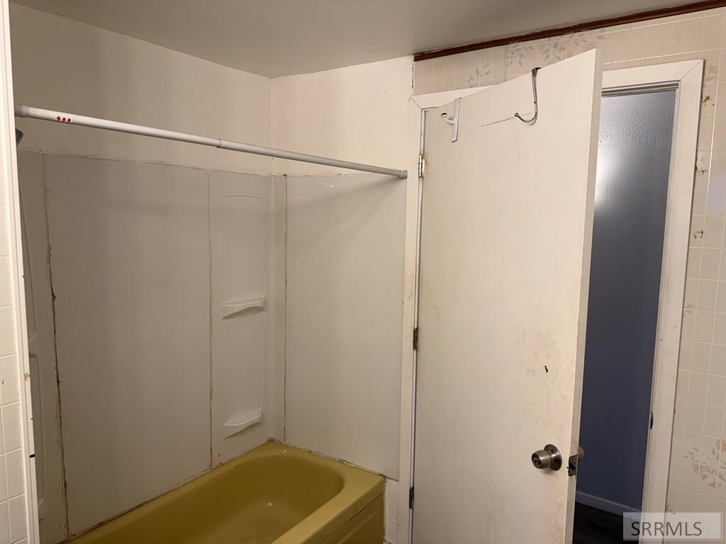 4530 S 5th Avenue # D8 Property Photo 13