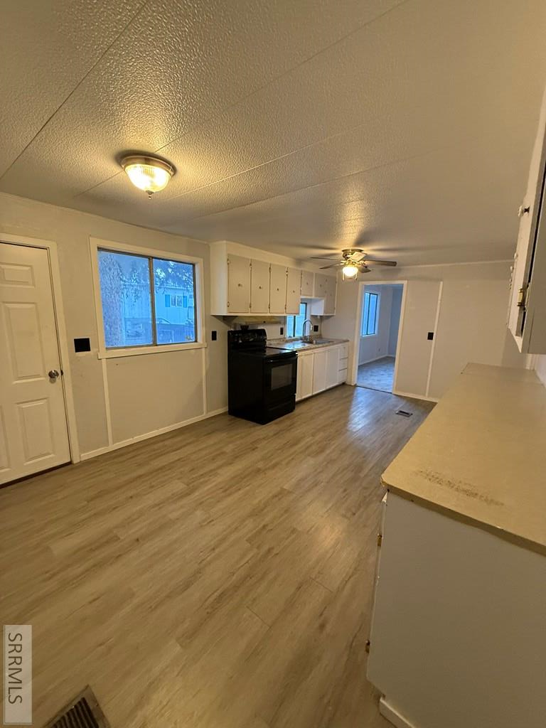 4530 S 5th Avenue # D8 Property Photo 21