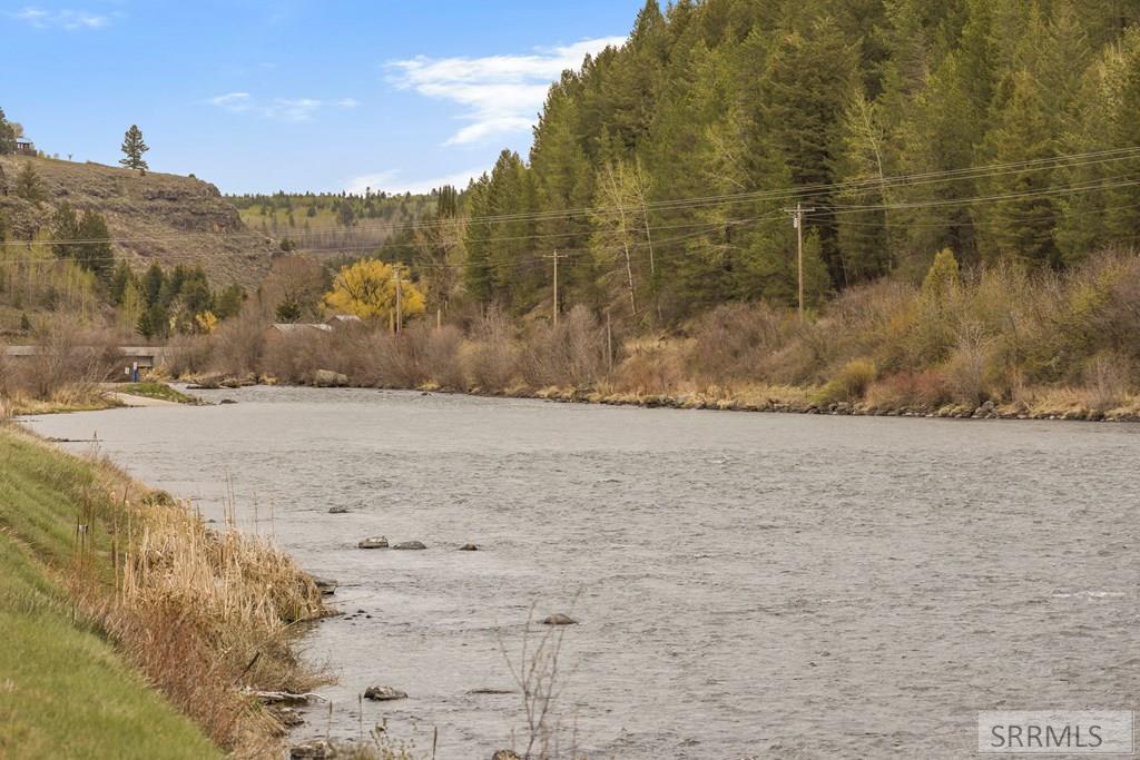 1628 Teton View Drive Property Photo 8