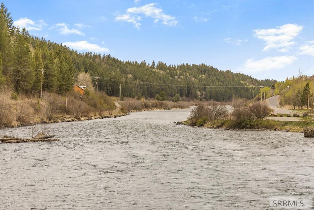 1628 Teton View Drive Property Photo 9