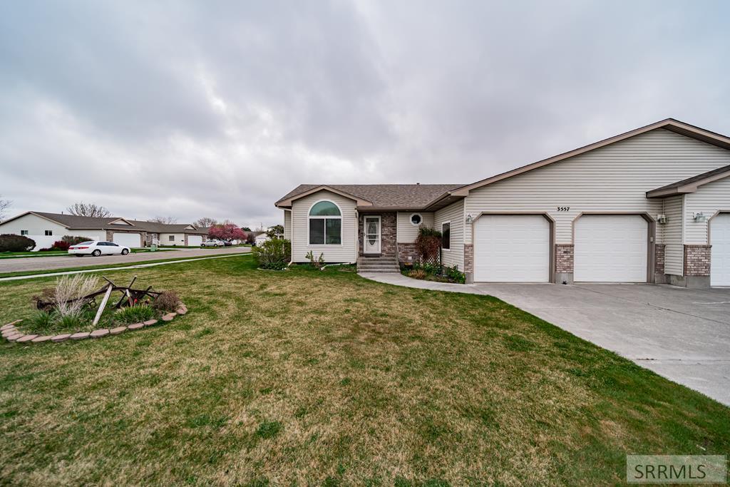 3557 Stonegate Drive Property Photo 1