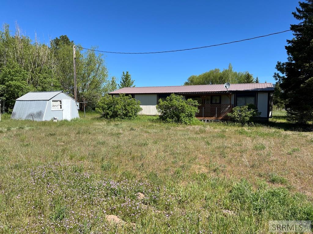 433 Irwin North Road Property Photo 3