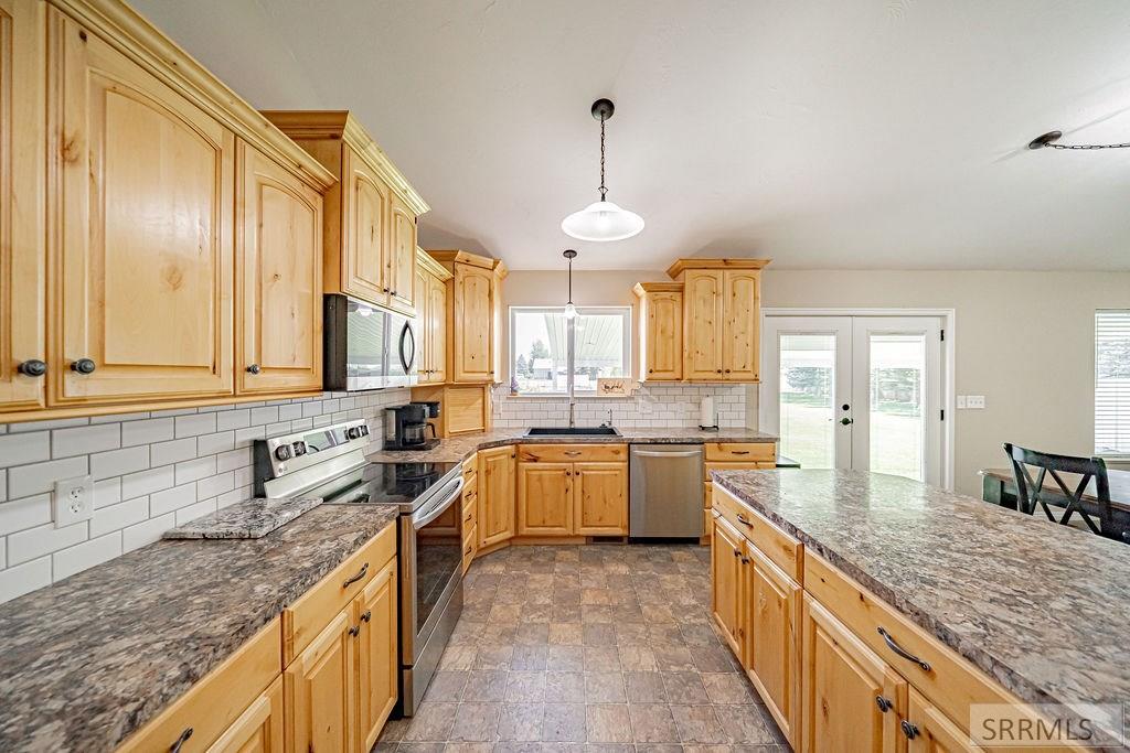 4 N 3700 E Property Photo 10
