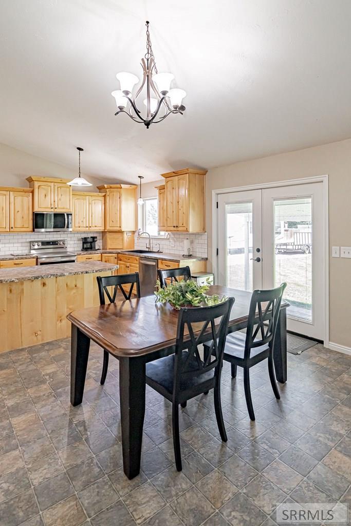 4 N 3700 E Property Photo 13