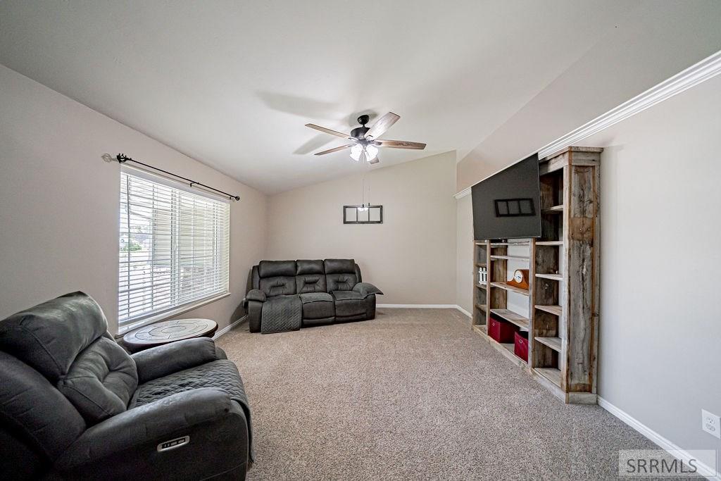 4 N 3700 E Property Photo 18