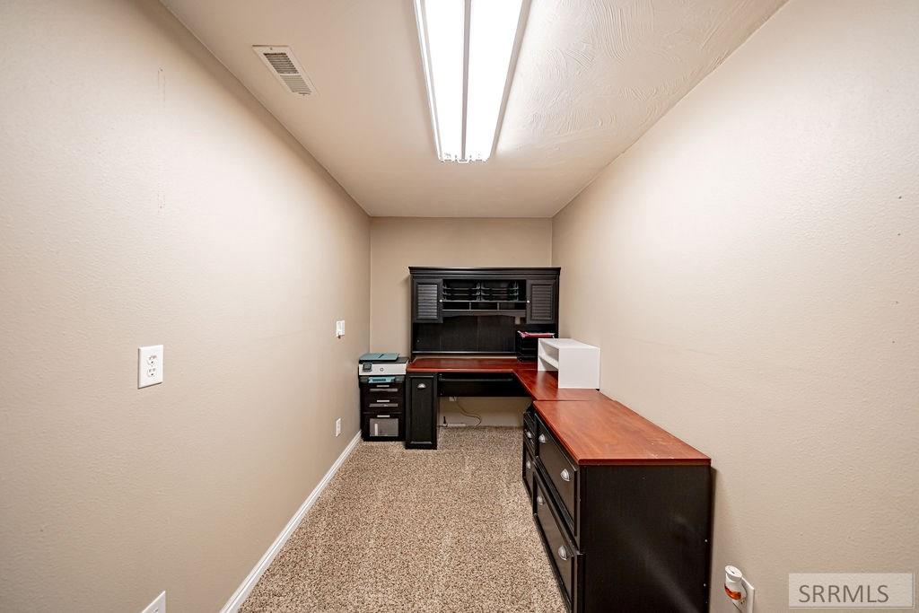 4 N 3700 E Property Photo 71