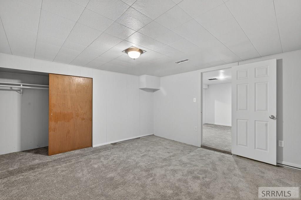 295 S Boulevard Property Photo 9
