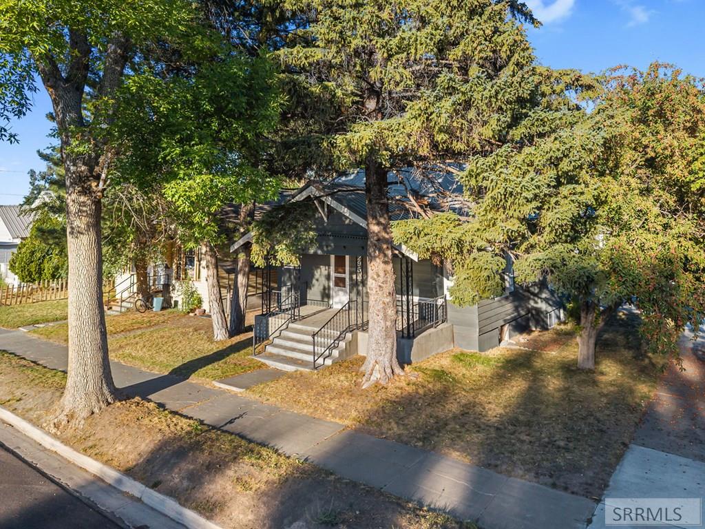 295 S Boulevard Property Photo 18