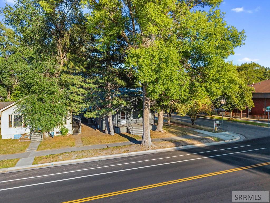 295 S Boulevard Property Photo 20