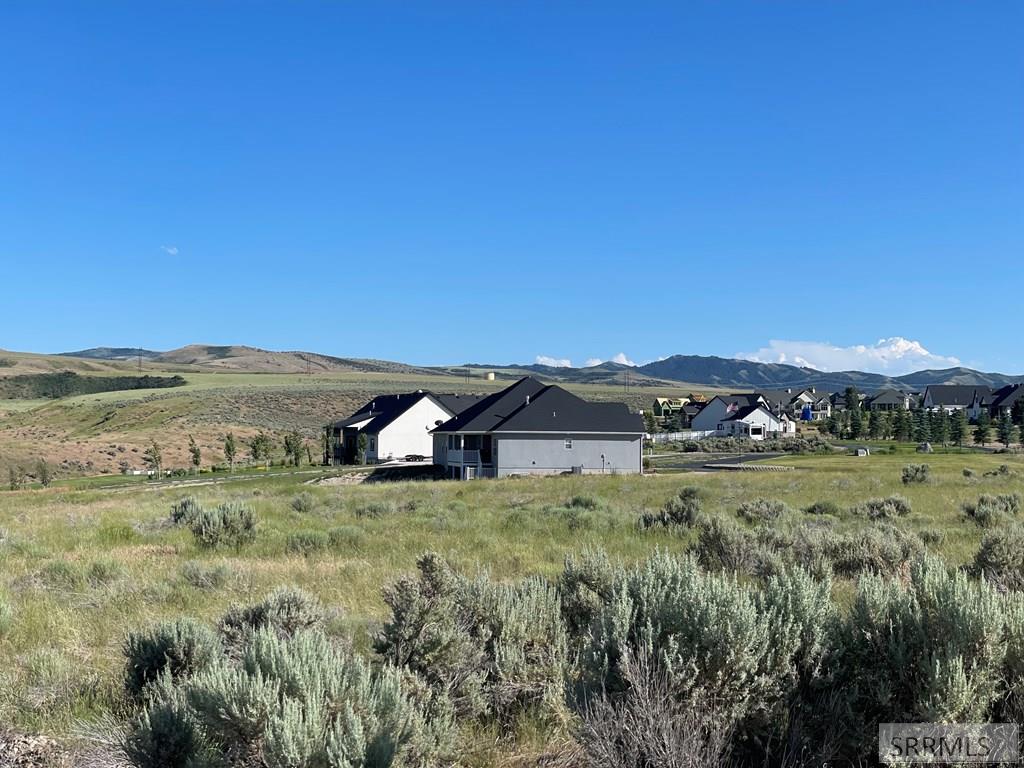 4610 E Dusty Bison Circle Property Photo 4