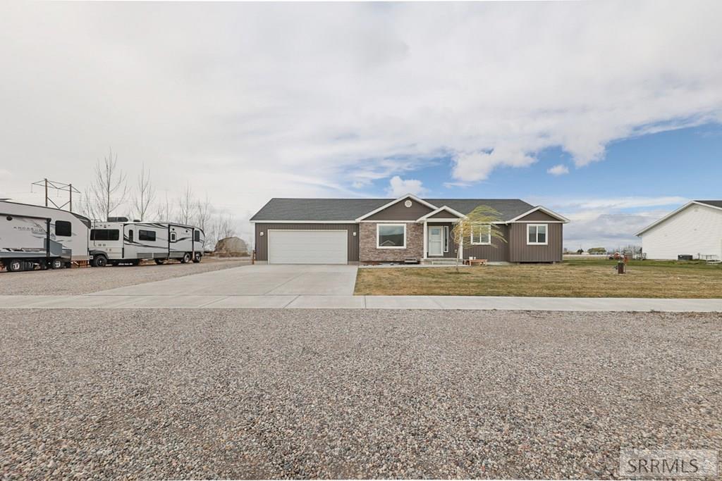 179 N 4032 E Property Photo 3