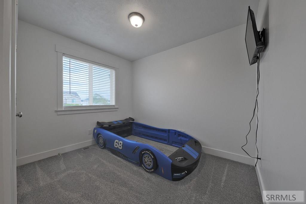 179 N 4032 E Property Photo 24