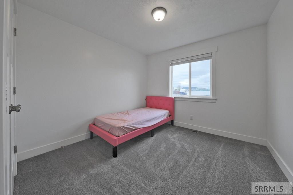 179 N 4032 E Property Photo 26