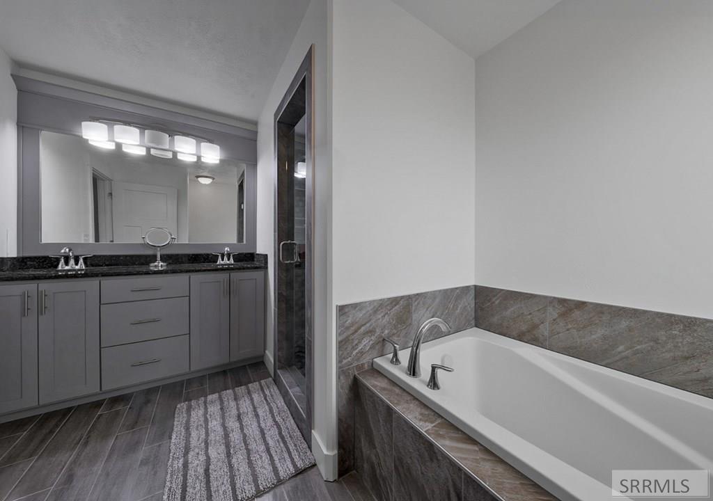 179 N 4032 E Property Photo 32