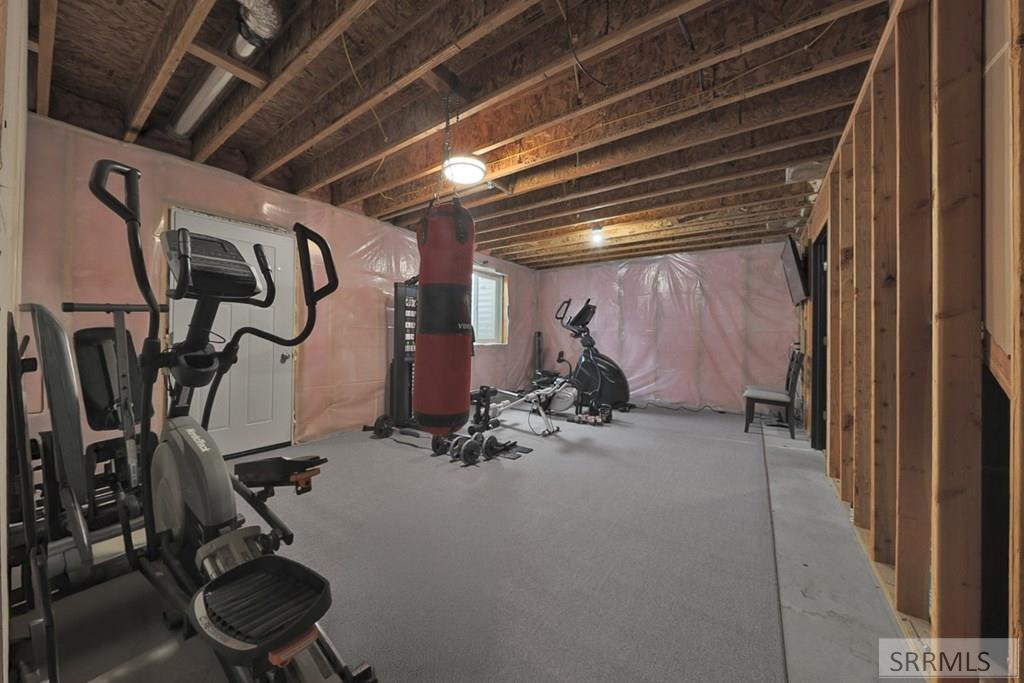 179 N 4032 E Property Photo 40