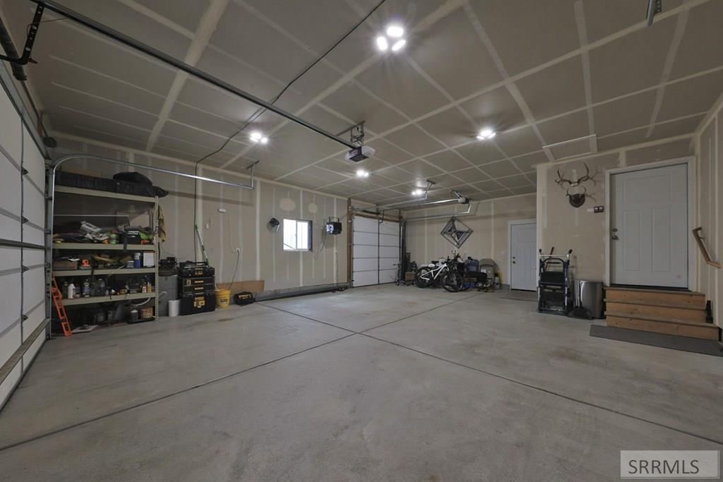 179 N 4032 E Property Photo 44