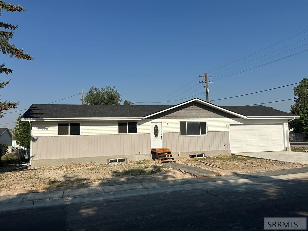 3975 Henderson Lane Property Photo 1