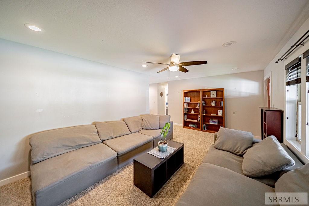 467 N 3 W Property Photo 10