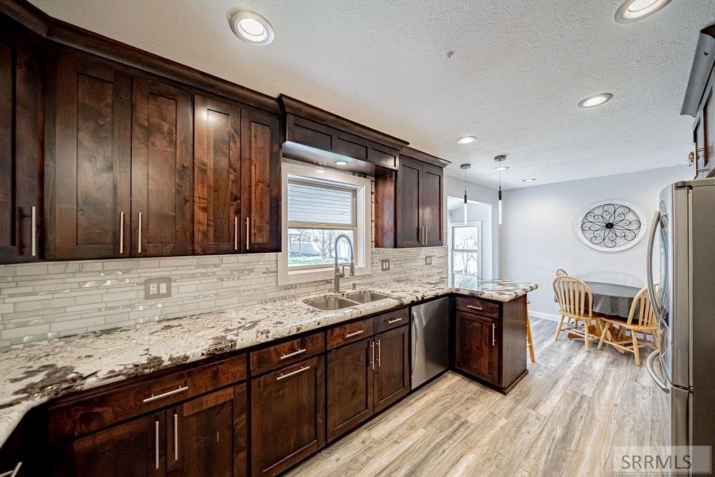 467 N 3 W Property Photo 17