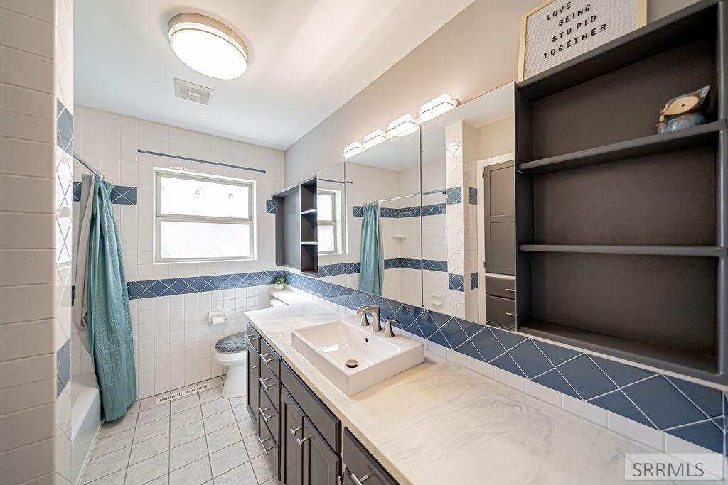 467 N 3 W Property Photo 29