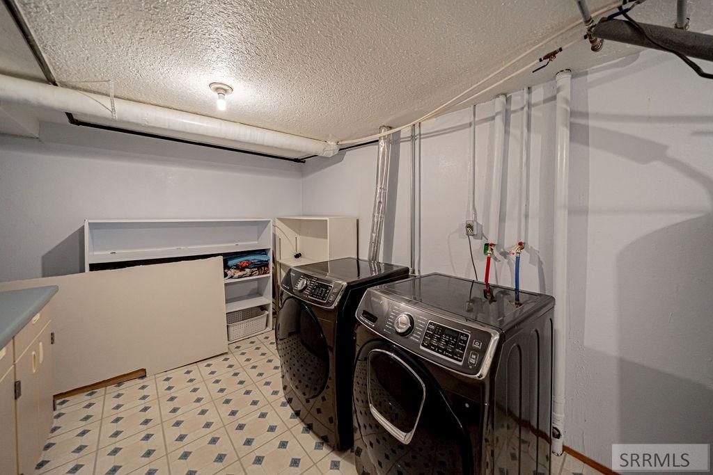 467 N 3 W Property Photo 45