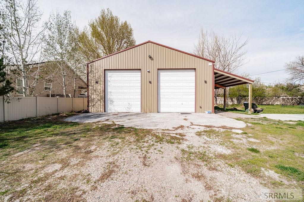 467 N 3 W Property Photo 67