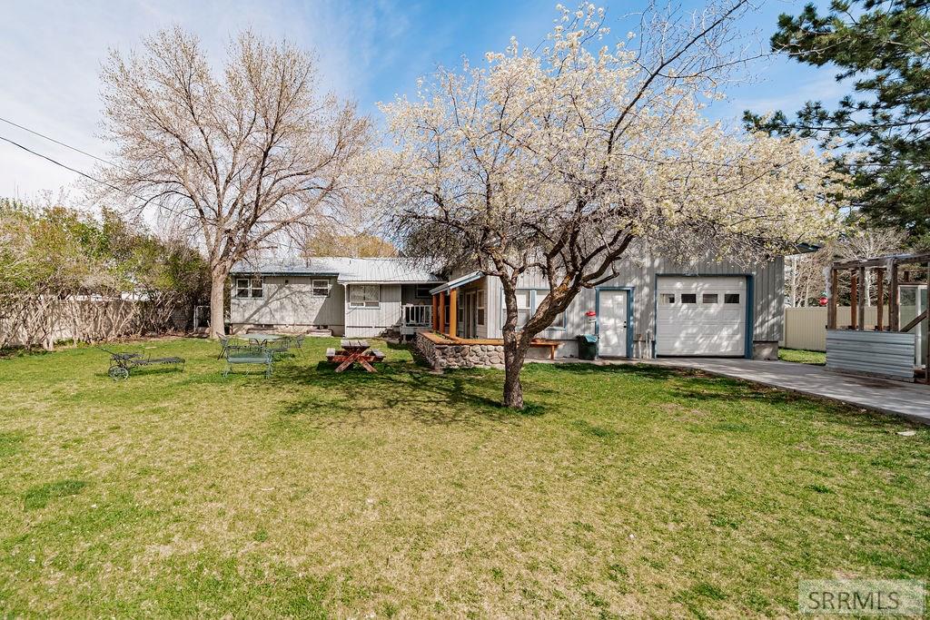 467 N 3 W Property Photo 84