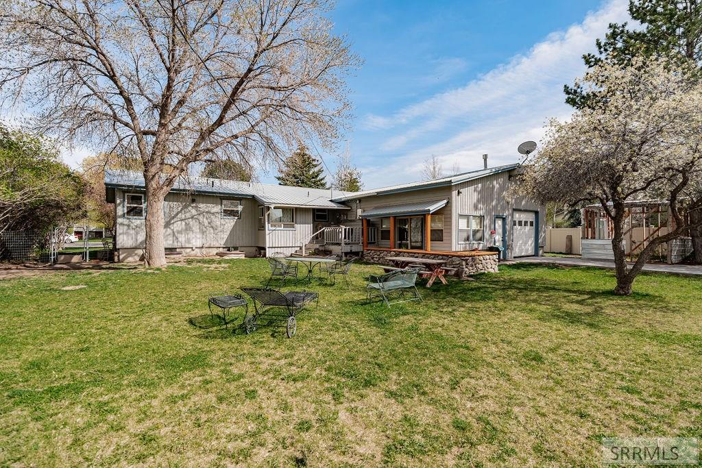 467 N 3 W Property Photo 85