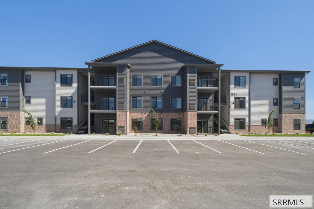 1142 #201 S Skyline Drive # 201 Property Photo 1