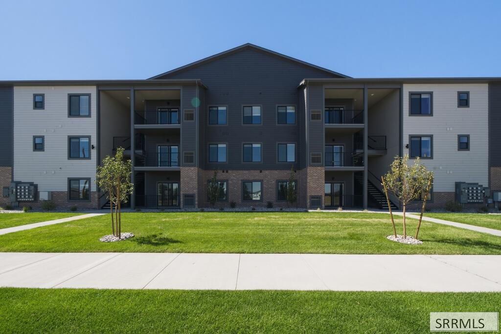 1142 #207 S Skyline Drive # 207 Property Photo 1