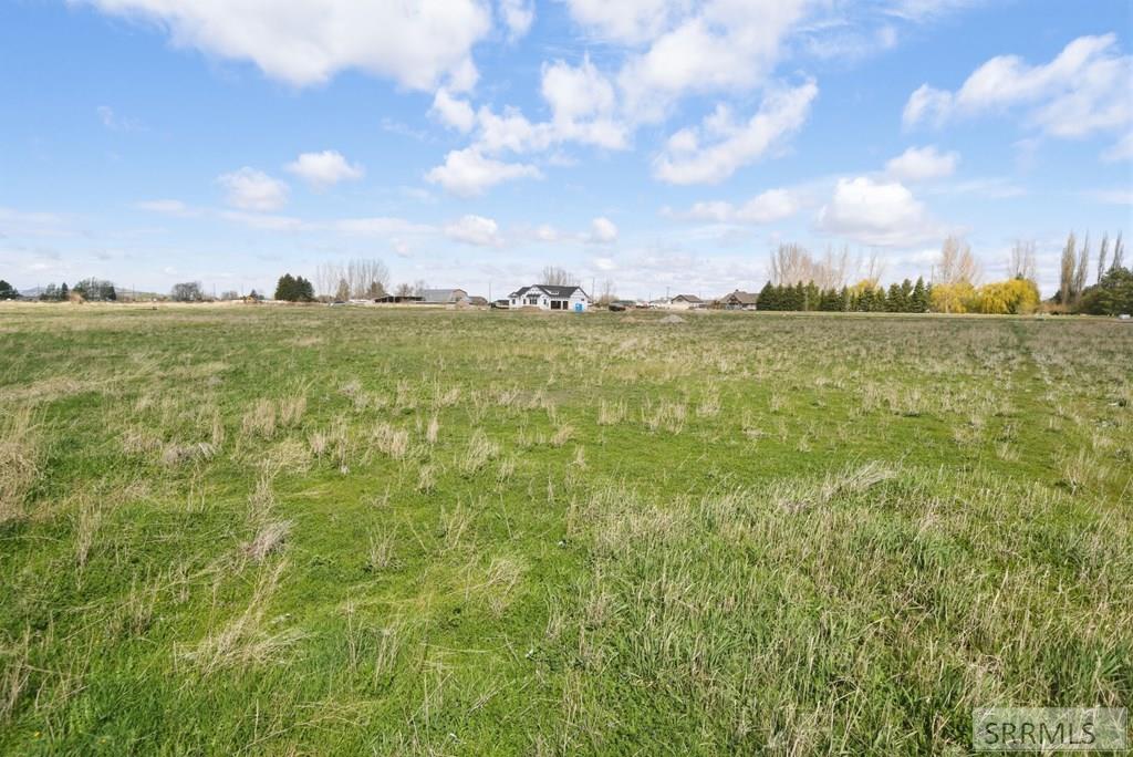 L2b2 Highfield Ln Property Photo 7