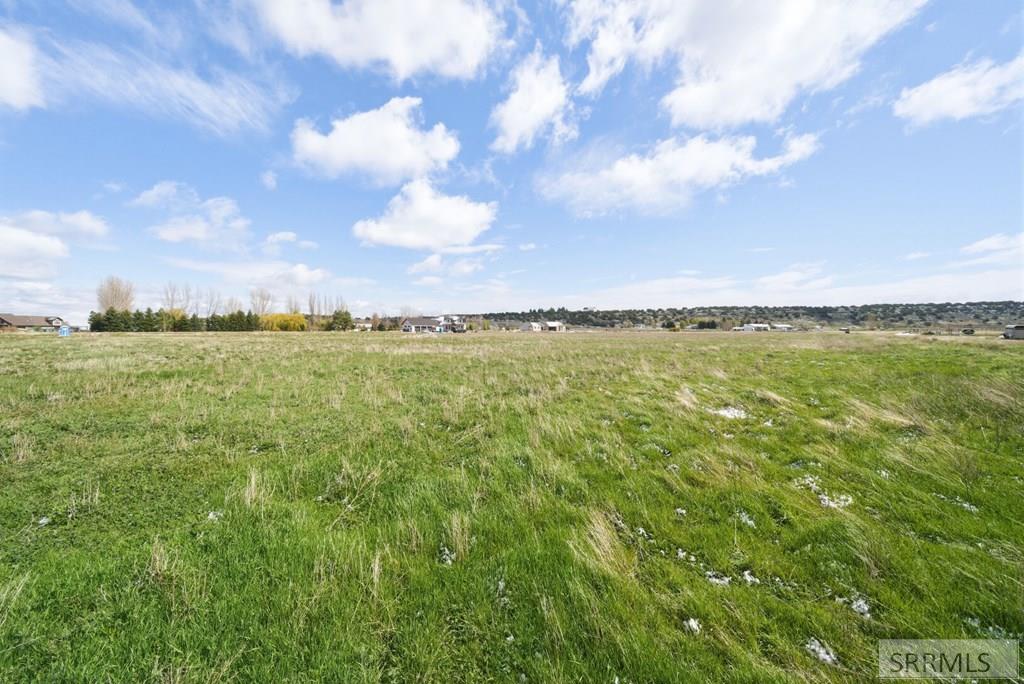 L2b2 Highfield Ln Property Photo 9