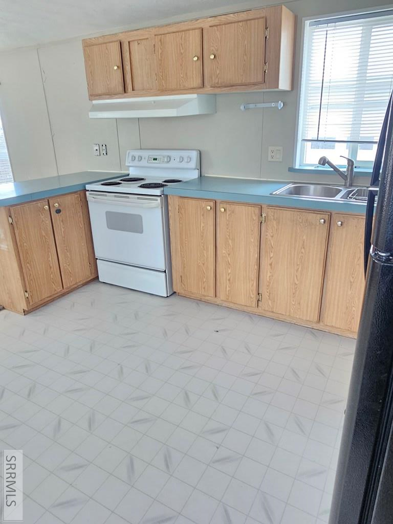 745 E 800 N Property Photo 2