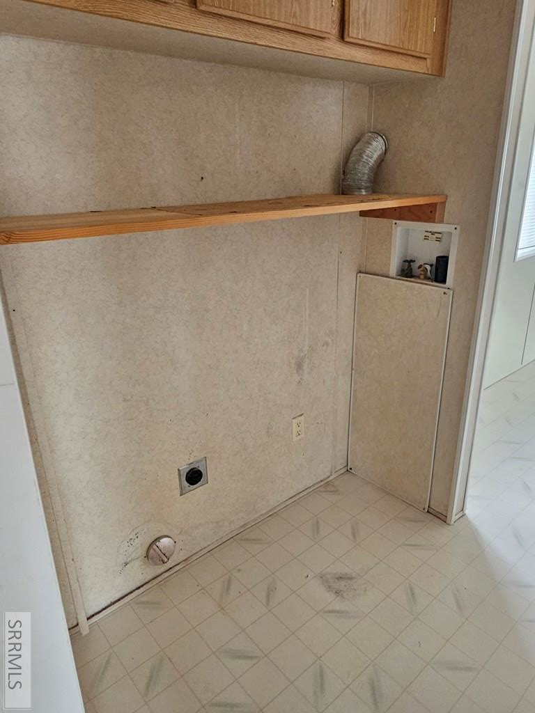 745 E 800 N Property Photo 9