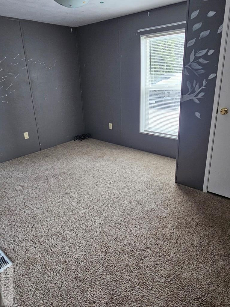 745 E 800 N Property Photo 11