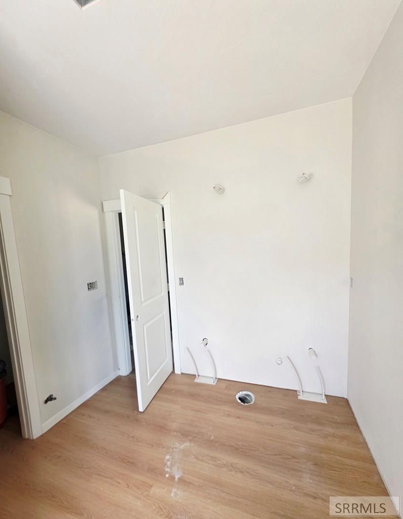 661 Glacier Ave Property Photo 20
